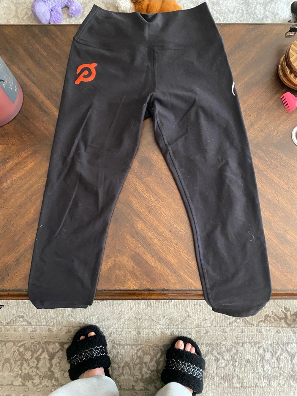 Peloton Black Logo Queen Cropped Leggings